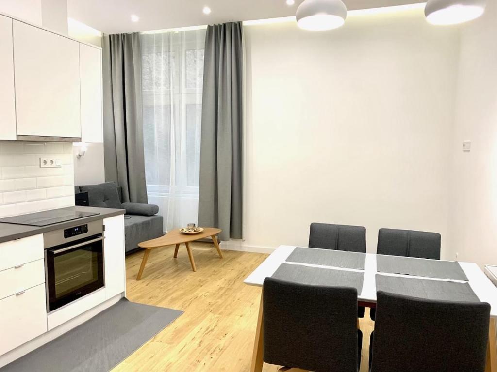 Colton Budapest Paulay Apartments Exterior photo