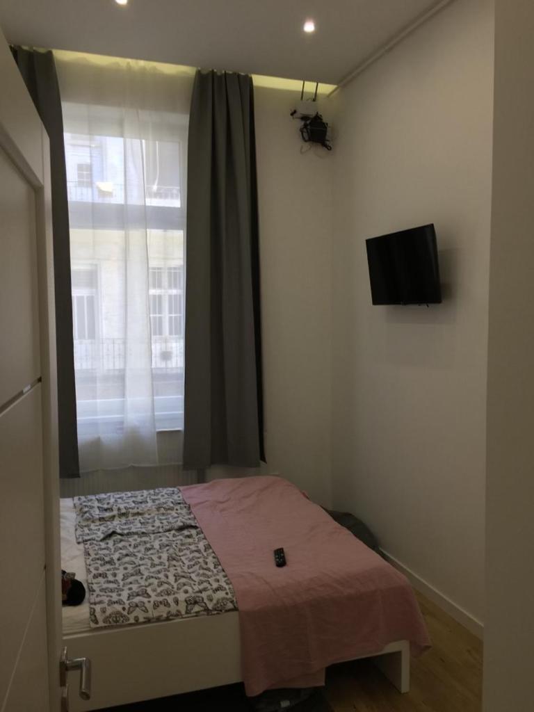 Colton Budapest Paulay Apartments Exterior photo